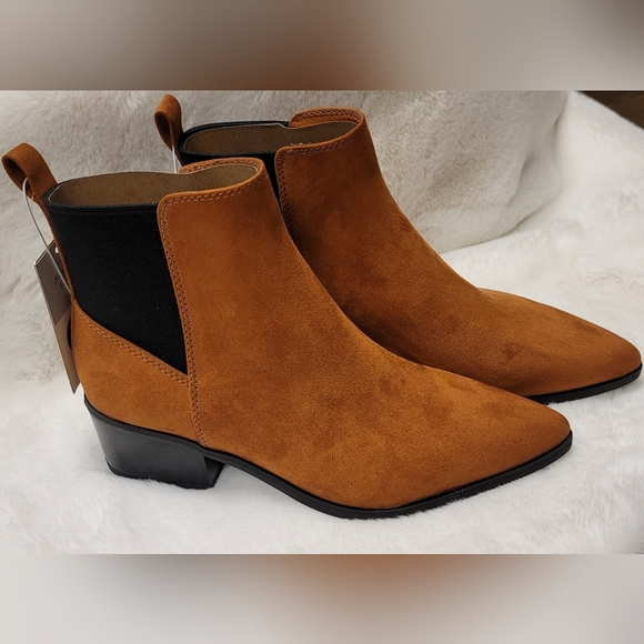 A New Day Gwen: Cognac Low Heel Pointed Toe Pull On Memory Foam Ankle Bootie - Picture 1 of 4
